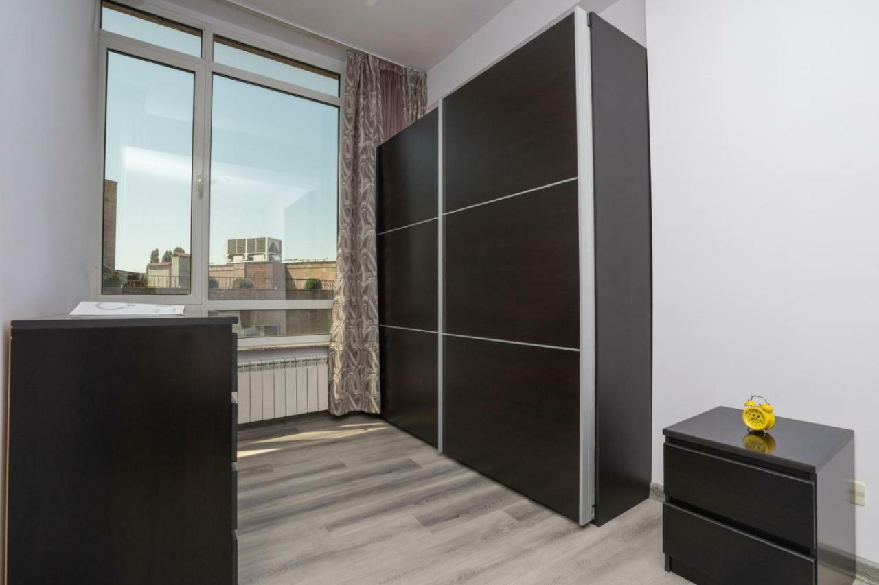 Stay Inn Apartments At Northern Avenue Γιερεβάν Εξωτερικό φωτογραφία